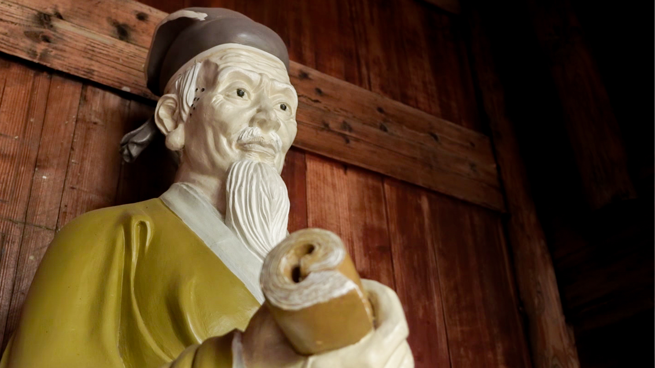A view of Zhu Xi's sculpture in the Wuyi Mountains, Fujian Province. /CGTN