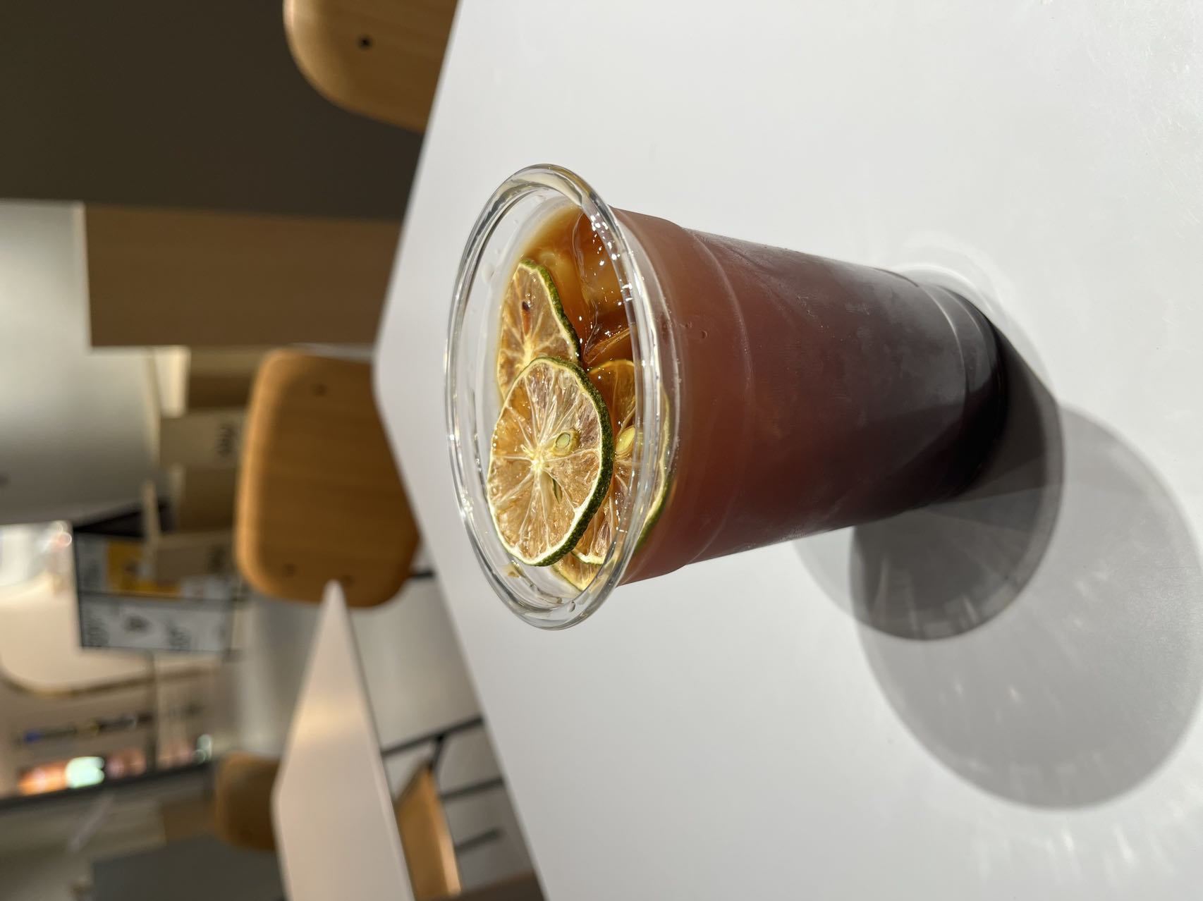 Rooibos lemon tea is served at Seesaw Coffee. /CGTN