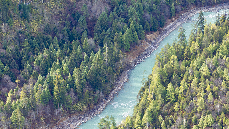 A file photo of the Parlung Zangbo River Canyon in Nyingchi, southwest China's Xizang Autonomous Region. /VCG