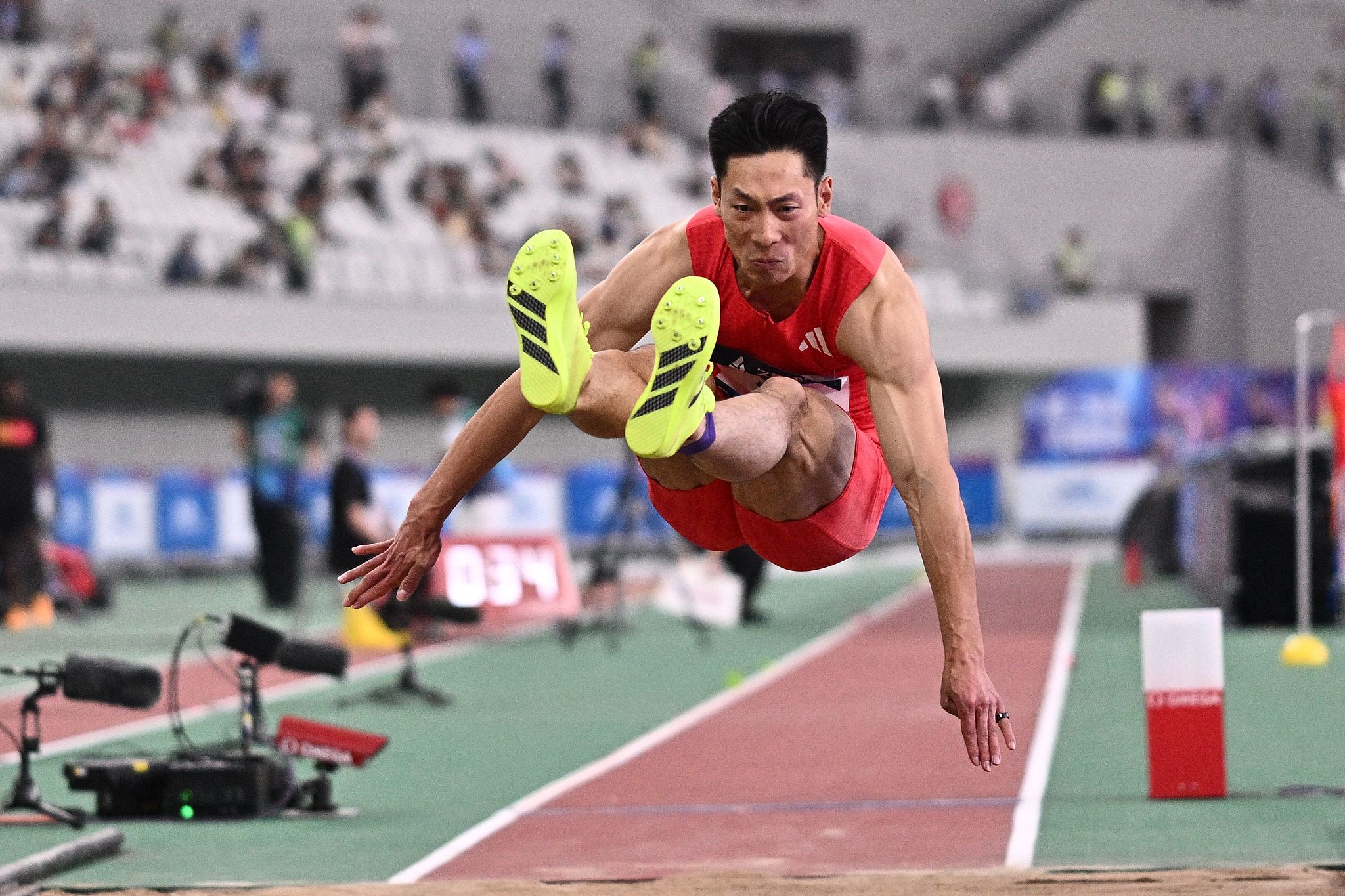 Shi Yuhao of China wins the men's long jump gold medal at the World Athletics Diamond League competition in Shaoxing, east China's Zhejiang Province, May 3, 2025. /VCG